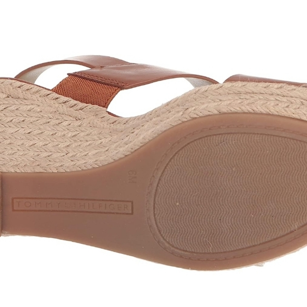 Tommy Hilfiger Kahdy Wedge Sandals - Picture 5 of 9